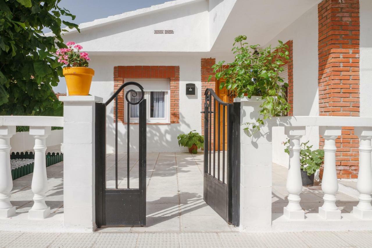Vila Casa Turistica El Navego Martin Munoz de las Posadas Exteriér fotografie